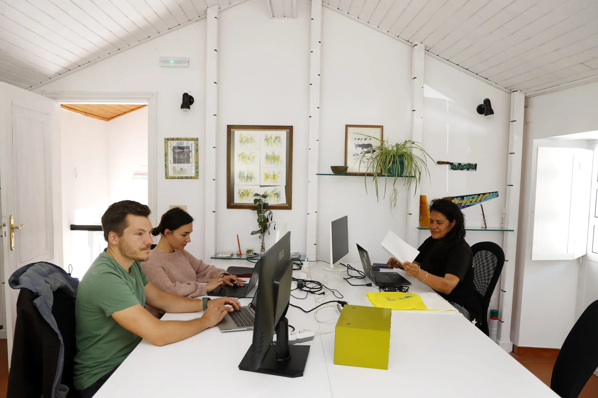 The main coworking room