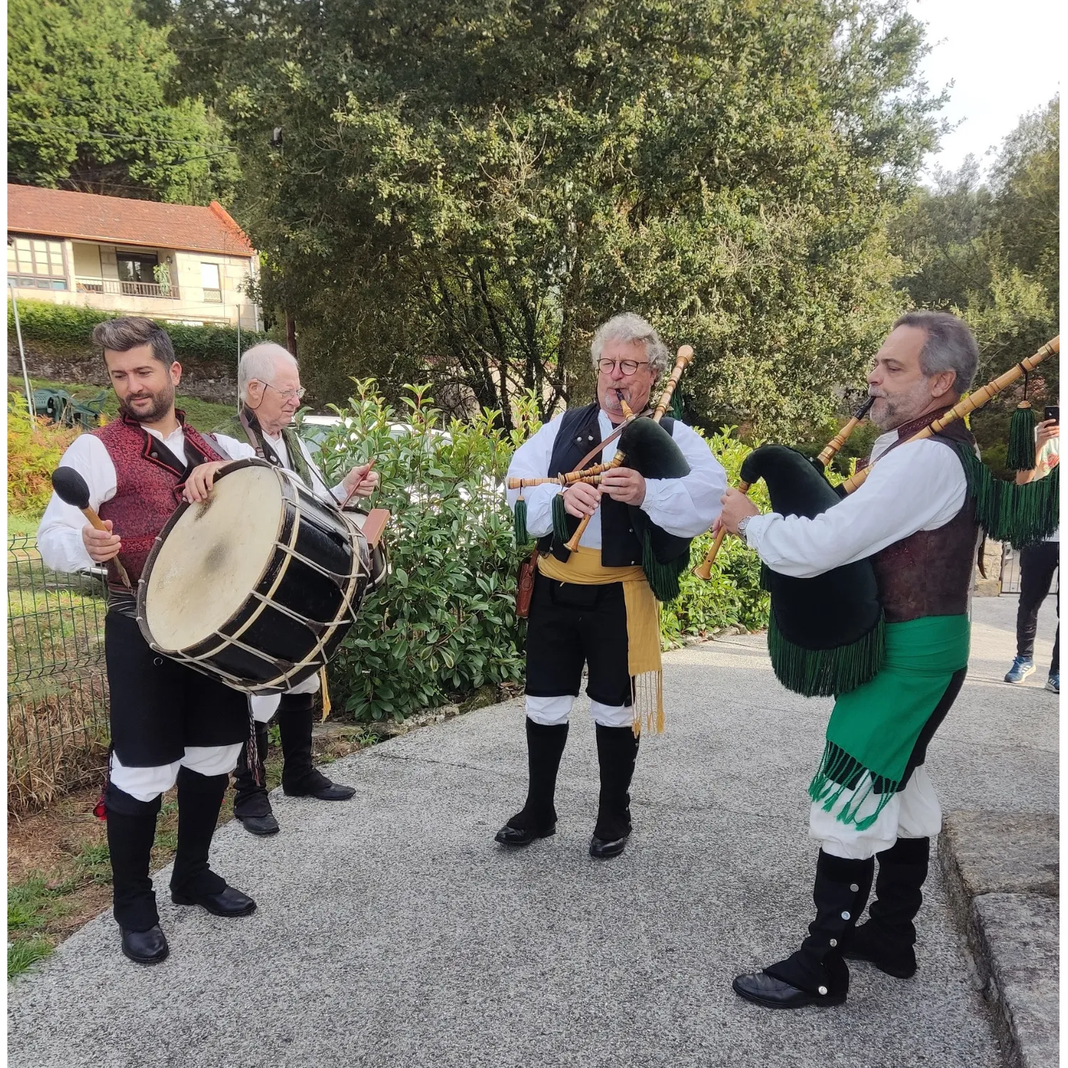 Traditional dance and music classes